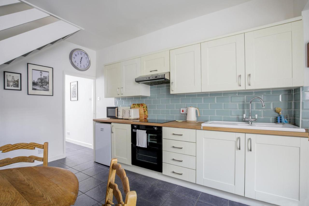Chester Stays - Lovely 2 Bedroom House In The Heart Of Chester Dış mekan fotoğraf
